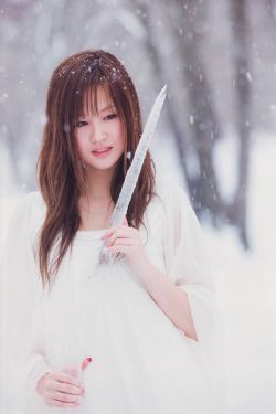 年轻漂亮的邻居视频在线观看